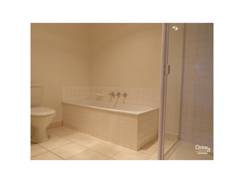 12 Harry Court, Dingley Village VIC 3172