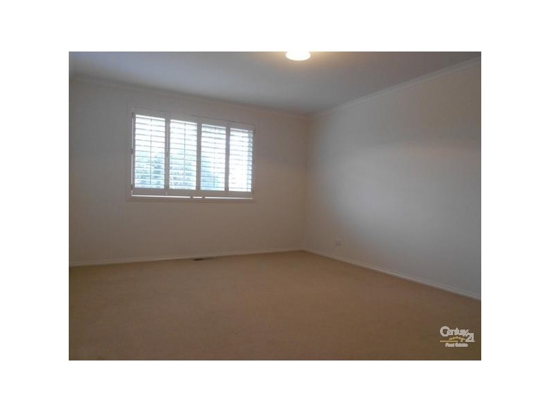 12 Harry Court, Dingley Village VIC 3172