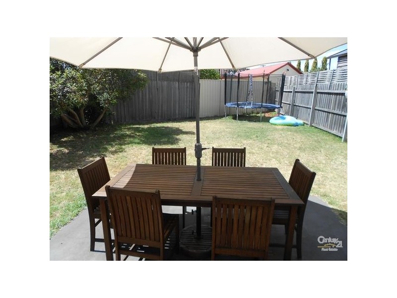 12 Harry Court, Dingley Village VIC 3172