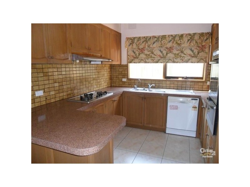 2 Kimber Court, Dingley Village VIC 3172