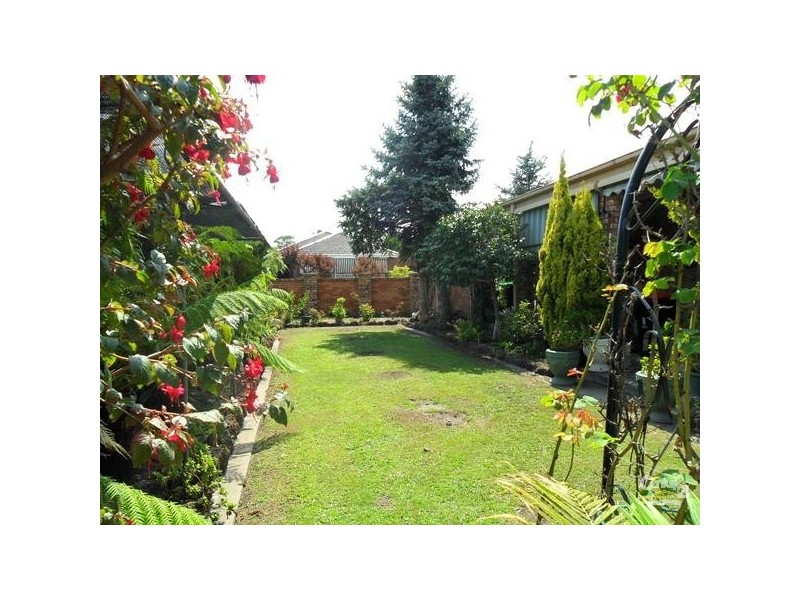 2 Kimber Court, Dingley Village VIC 3172