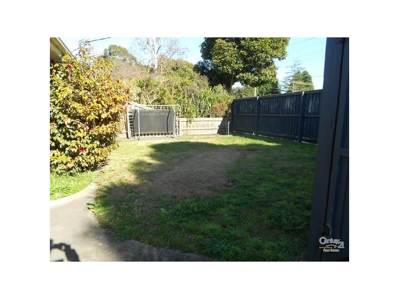 9 Marcus Road, Dingley Village VIC 3172