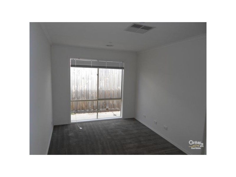 10 Hopetoun Street, Elsternwick VIC 3185