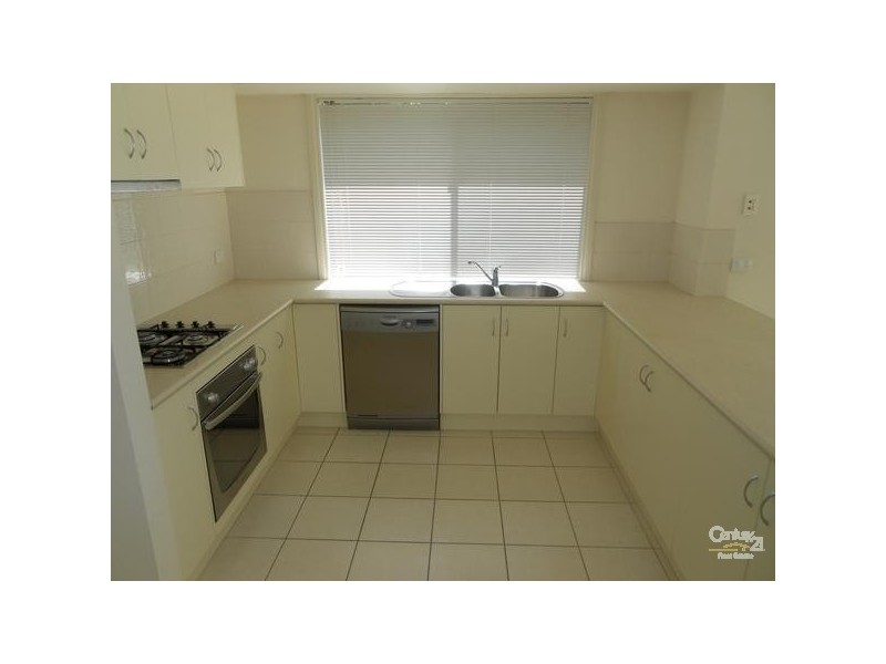 10 Hopetoun Street, Elsternwick VIC 3185