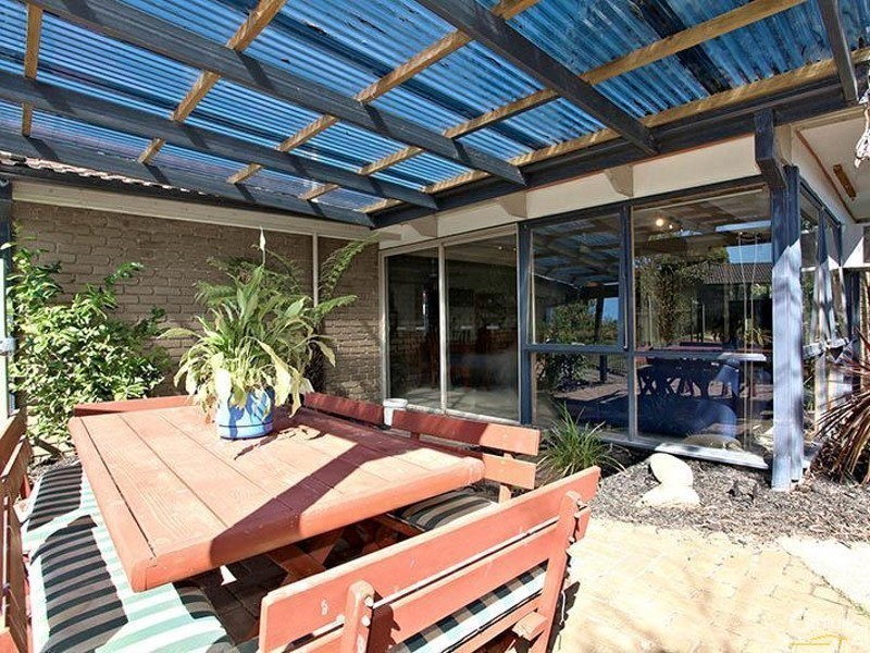 21 Bayville Drive, Dingley Village VIC 3172