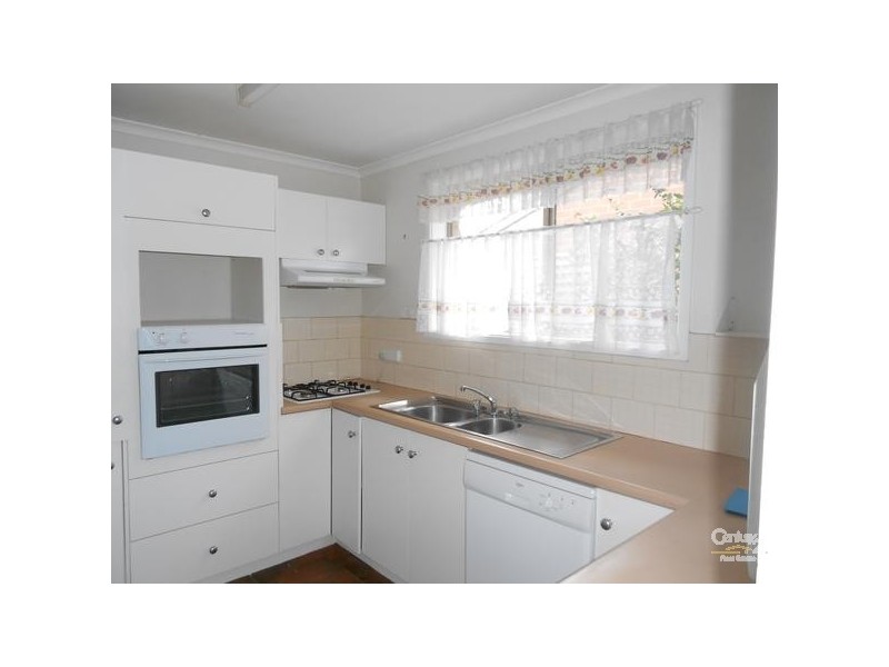 2/10 Reid Street, Parkdale VIC 3195