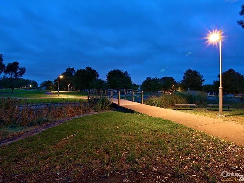 50 Kingston Drive, Dingley Village VIC 3172