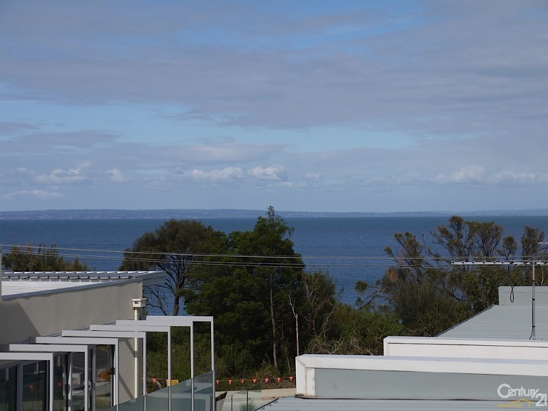 4/4 Beach Road, Beaumaris VIC 3193