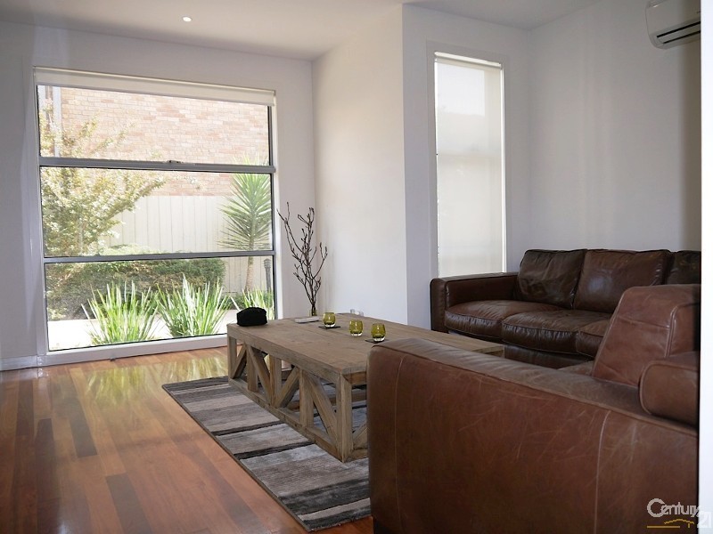 4/4 Beach Road, Beaumaris VIC 3193