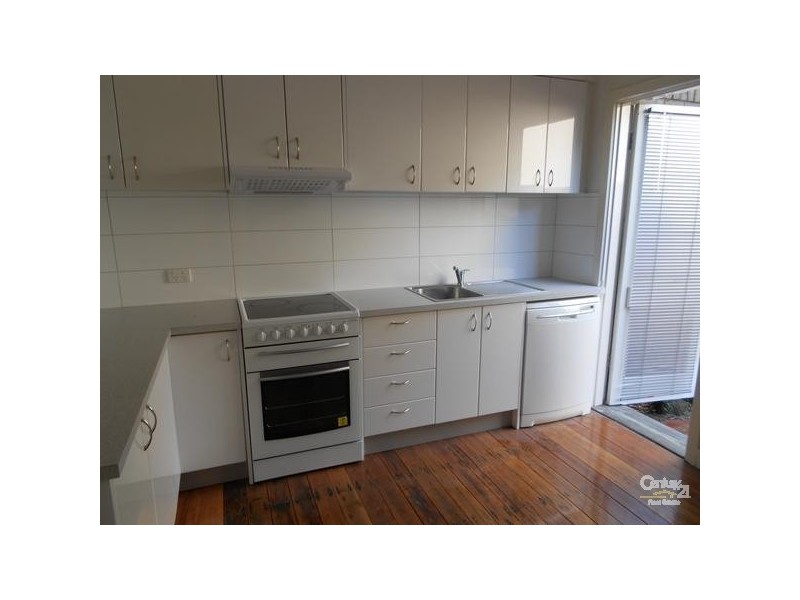 2/120 Tramway Parade, Beaumaris VIC 3193