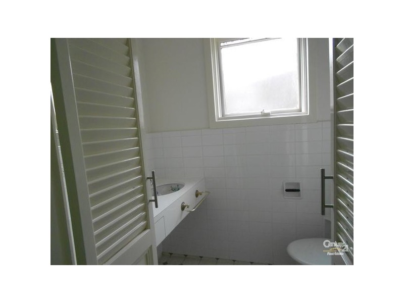 2/120 Tramway Parade, Beaumaris VIC 3193