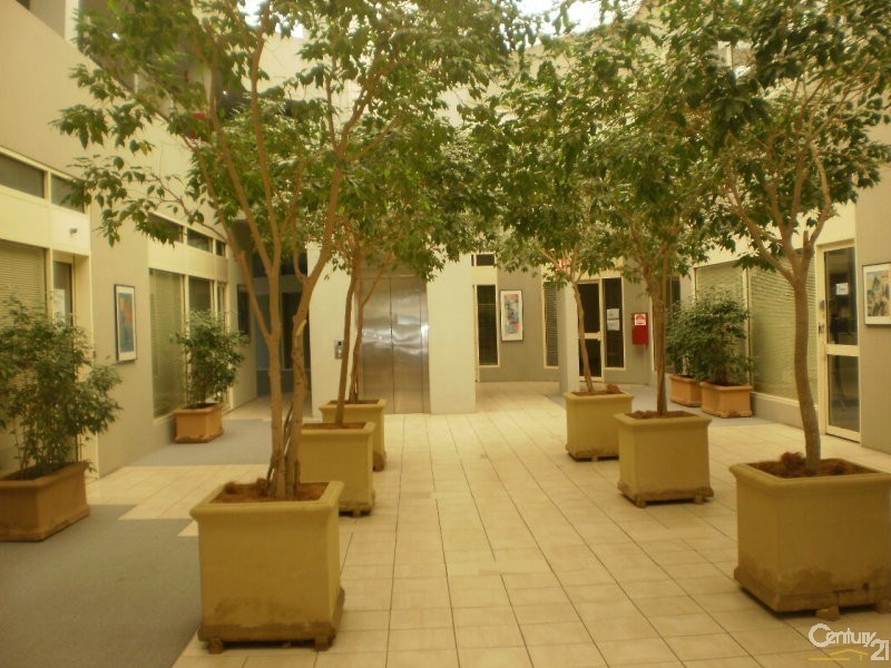 108-120 Young Street, Frankston VIC 3199