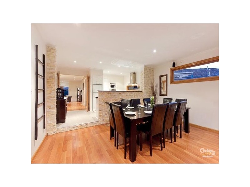 3 Pickworth Drive, Dingley Village VIC 3172