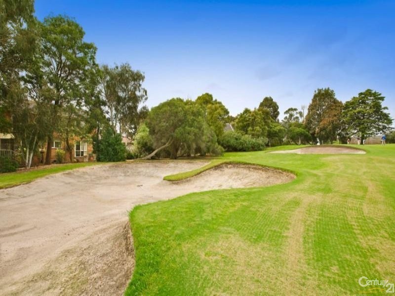 6 Kingsmead Court, Dingley Village VIC 3172