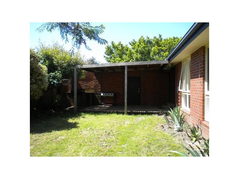 2 Tambo Court, Dingley Village VIC 3172