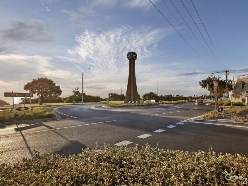 1/15 McGregor Avenue, Black Rock VIC 3193