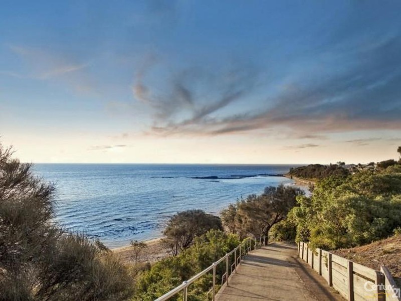 1/15 McGregor Avenue, Black Rock VIC 3193