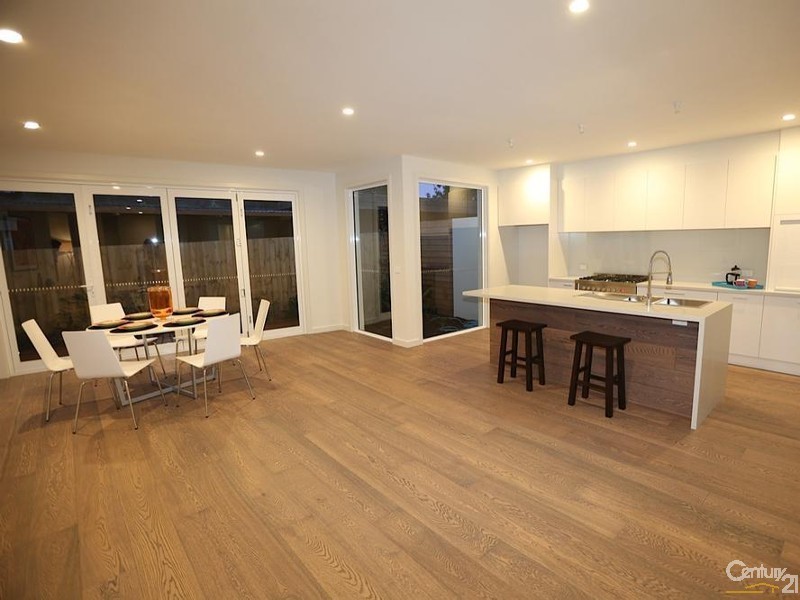 2/15 McGregor Avenue, Black Rock VIC 3193