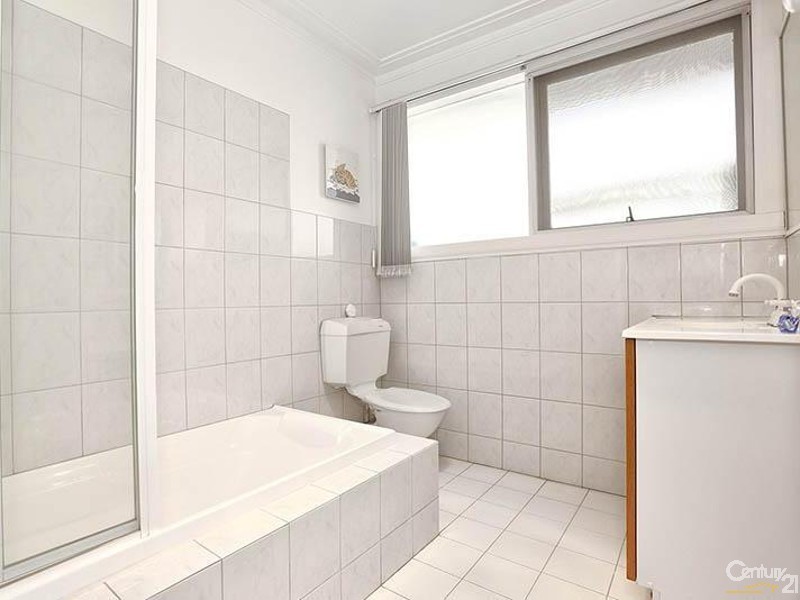 11 Wembley Court, Springvale South VIC 3172