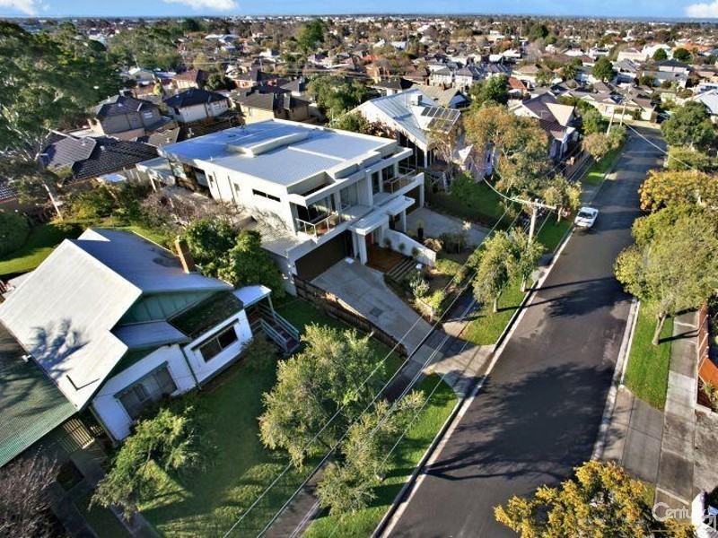 9 Eric Avenue, Mordialloc VIC 3195