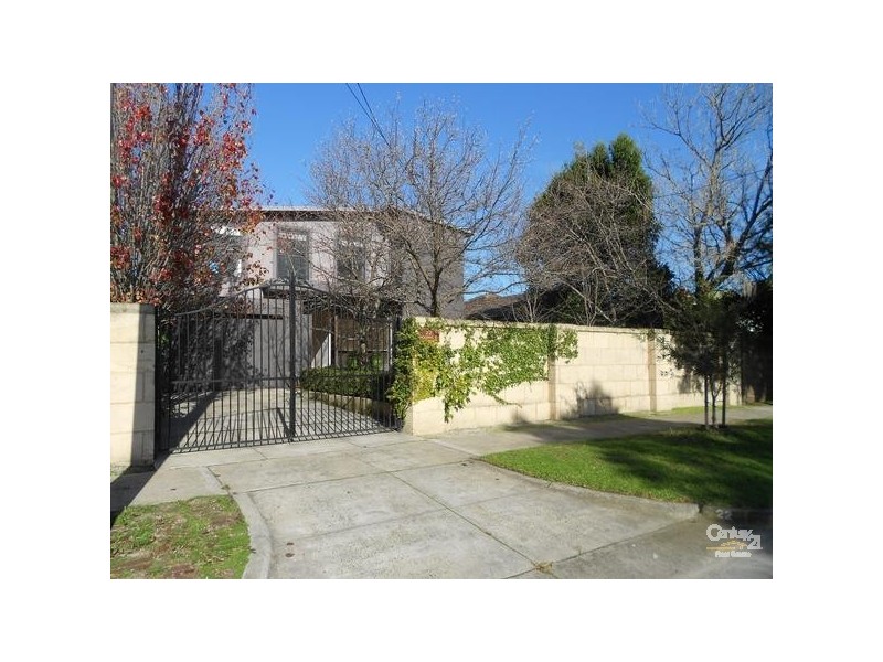 22 Holding Street, Beaumaris VIC 3193