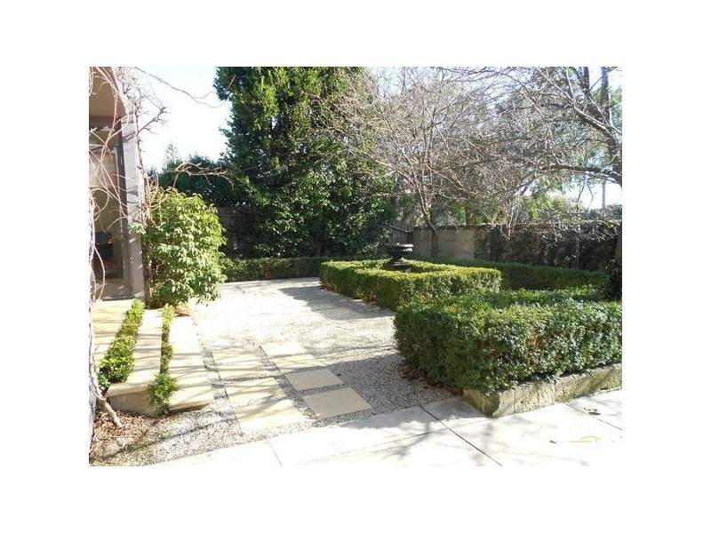 22 Holding Street, Beaumaris VIC 3193