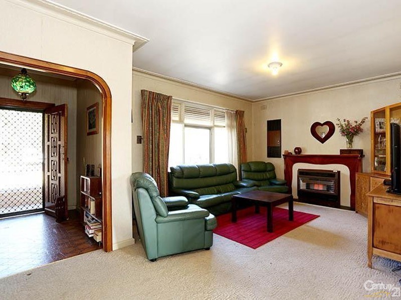 33 Broome Avenue, Mentone VIC 3194