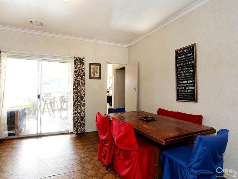 33 Broome Avenue, Mentone VIC 3194