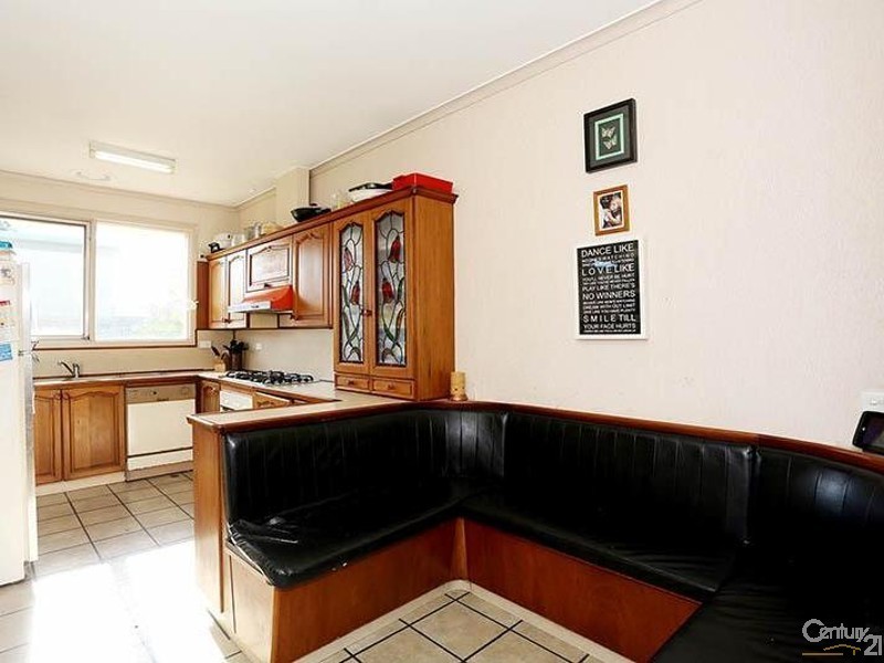 33 Broome Avenue, Mentone VIC 3194