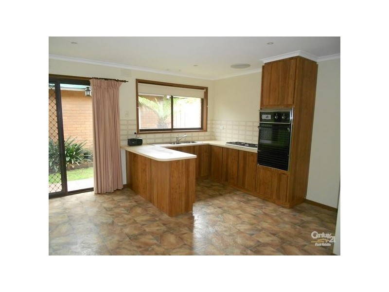 3/4A Campbell Grove, Dingley Village VIC 3172