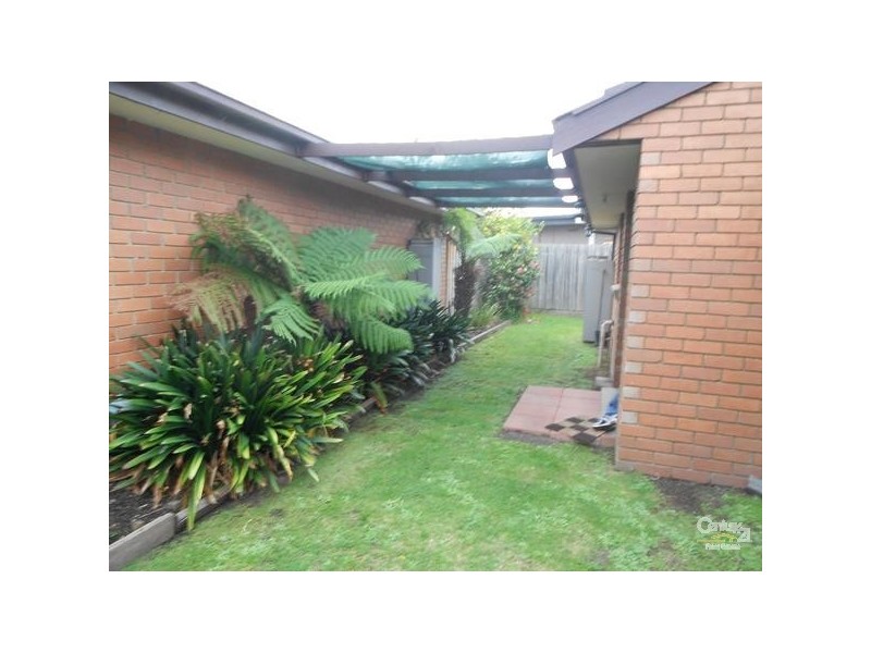 3/4A Campbell Grove, Dingley Village VIC 3172