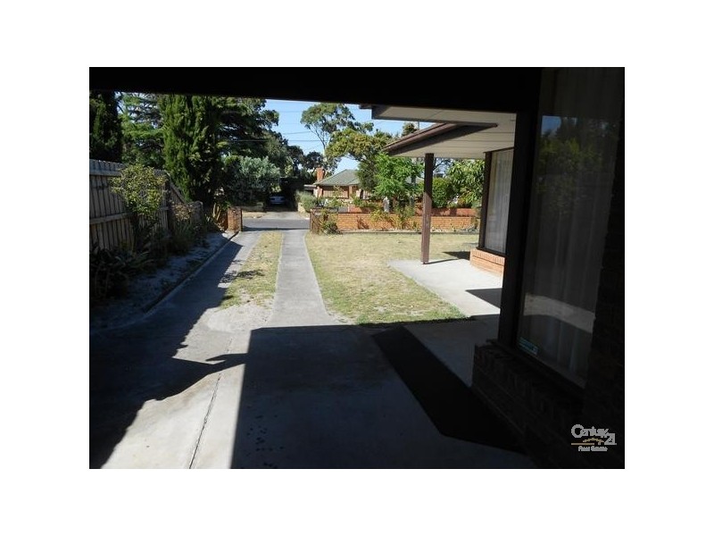 4 Kingswood Drive, Dingley Village VIC 3172