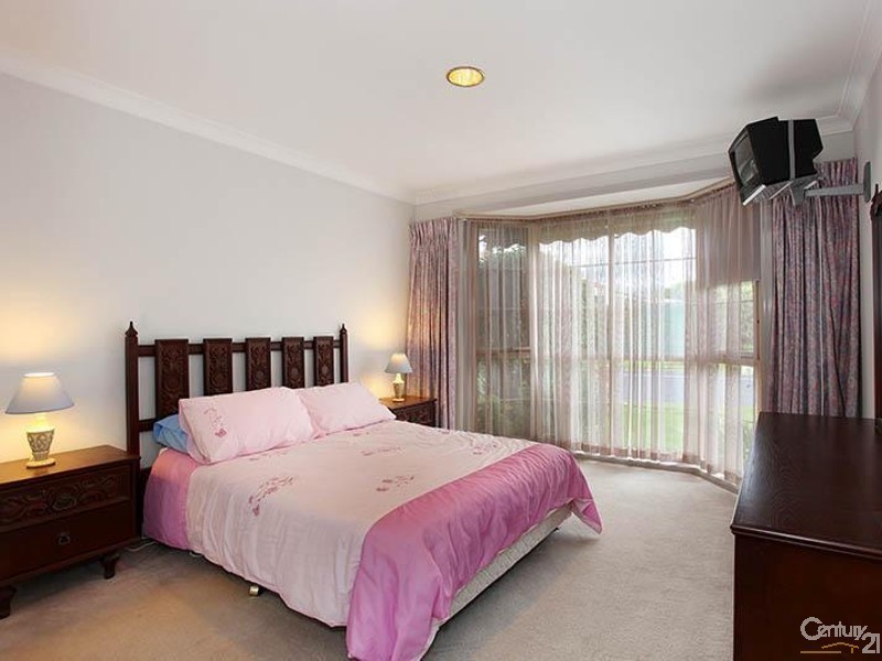 48 / 52-70 Centre Dandenong Road, Dingley Village VIC 3172