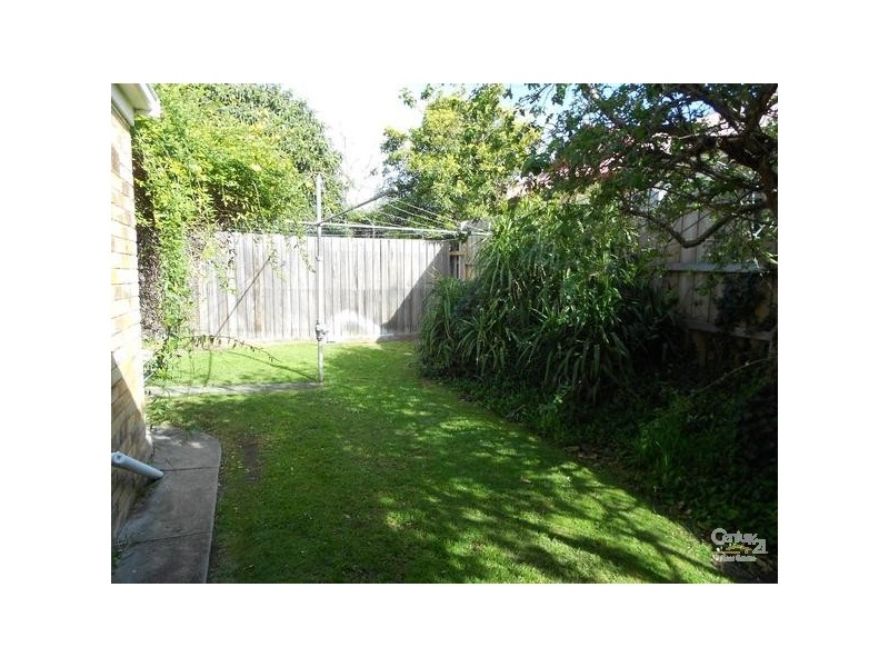 2/1 Peter Avenue, Parkdale VIC 3195