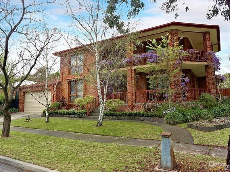 1 Teralba Close, Dingley Village VIC 3172