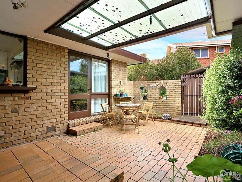 4 Colin Court, Dingley Village VIC 3172