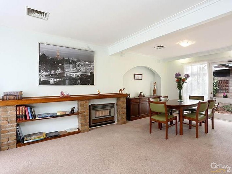 4 Colin Court, Dingley Village VIC 3172