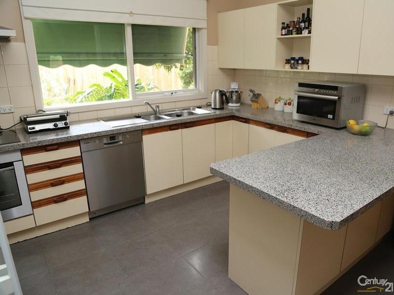 6 Barrett Street, Cheltenham VIC 3192