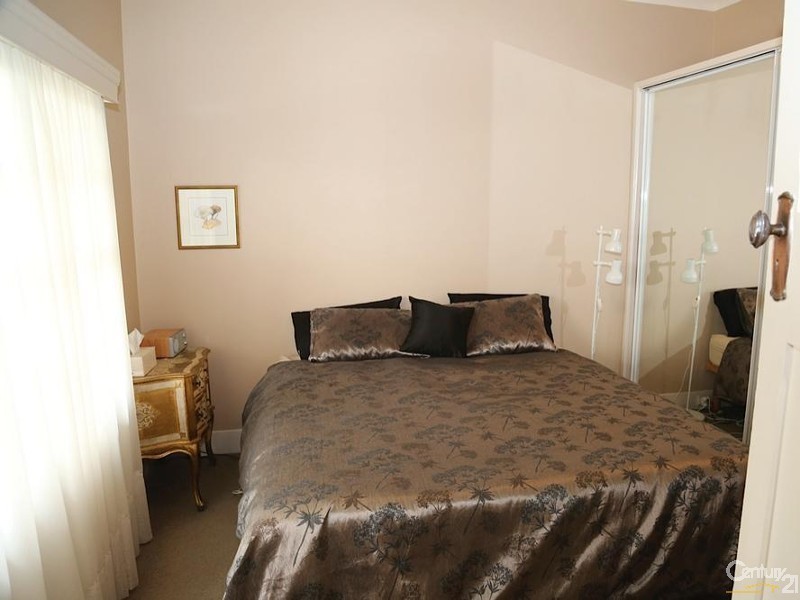 6 Barrett Street, Cheltenham VIC 3192