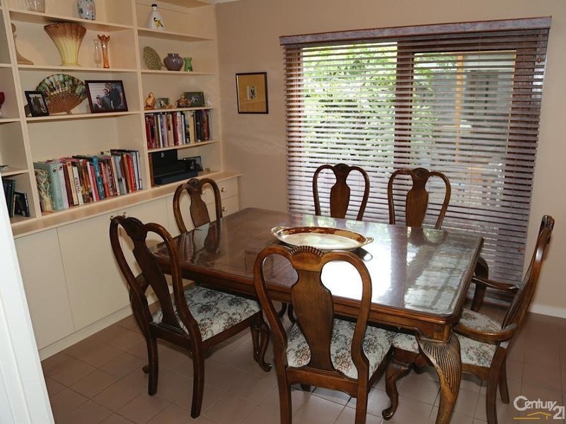 6 Barrett Street, Cheltenham VIC 3192