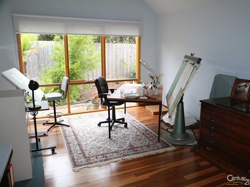 6 Barrett Street, Cheltenham VIC 3192