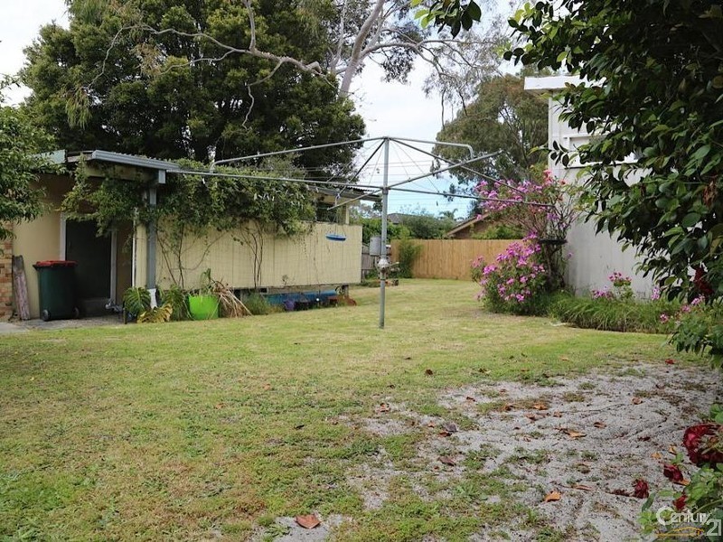 10 Cannes Grove, Beaumaris VIC 3193