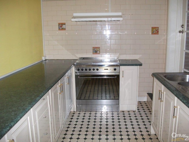 36 East Concourse, Beaumaris VIC 3193