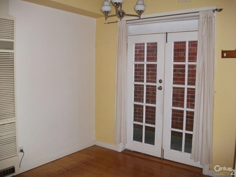 36 East Concourse, Beaumaris VIC 3193