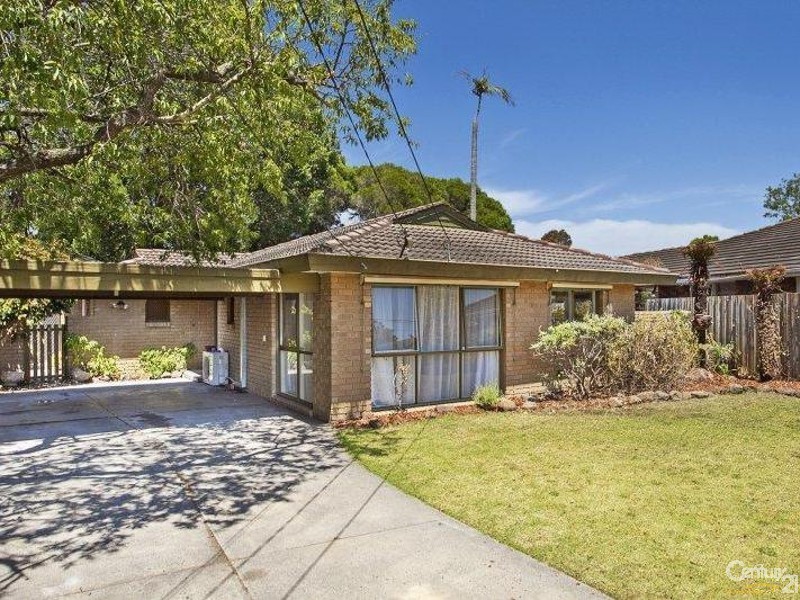 8 Chivers Court, Dingley Village VIC 3172