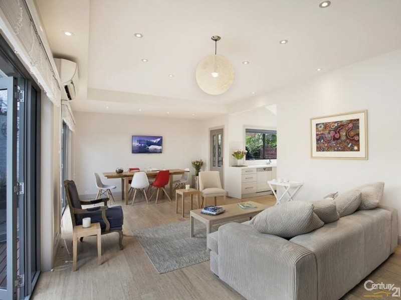 34  Holding Street, Beaumaris VIC 3193