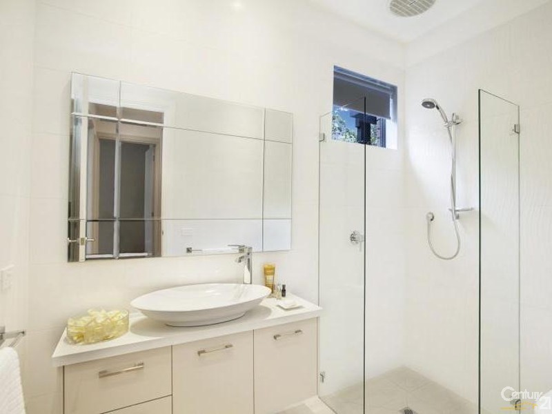 34  Holding Street, Beaumaris VIC 3193