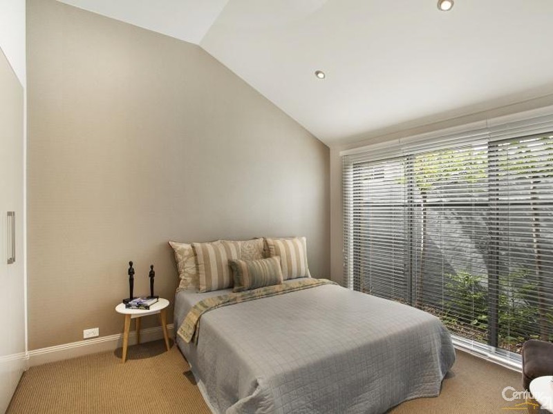 34  Holding Street, Beaumaris VIC 3193