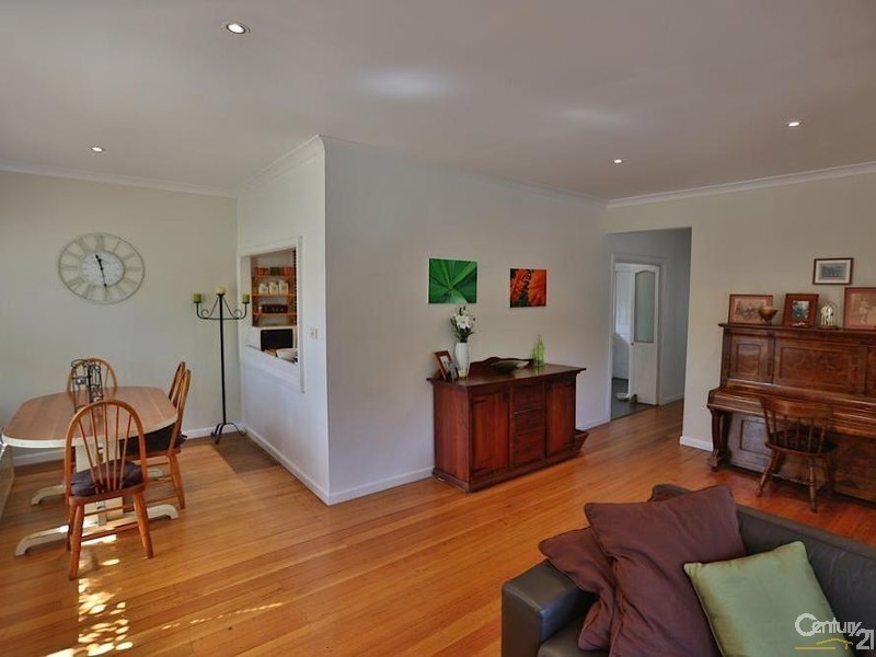 24 Biarritz Avenue, Beaumaris VIC 3193