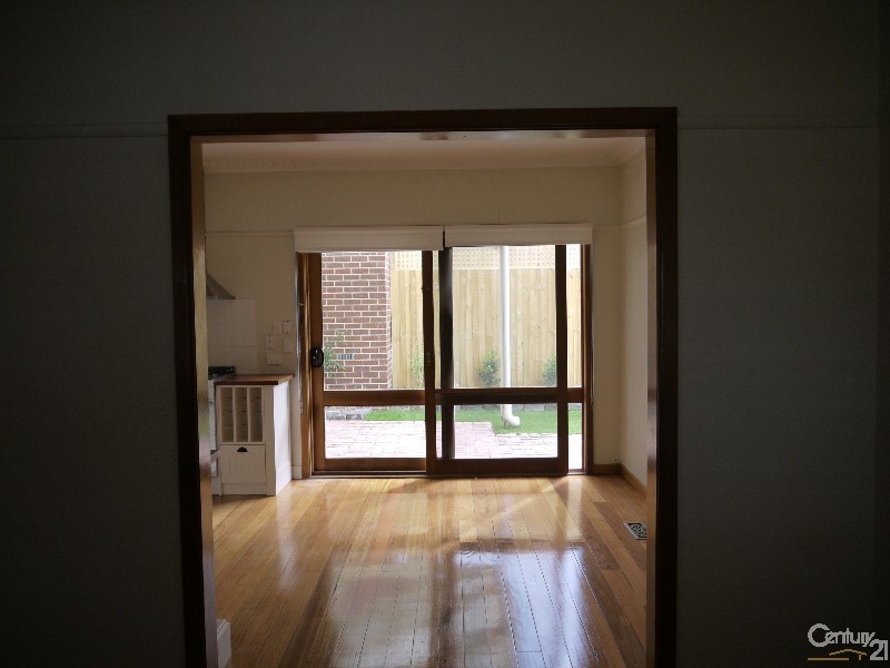 37 Davey Street, Parkdale VIC 3195